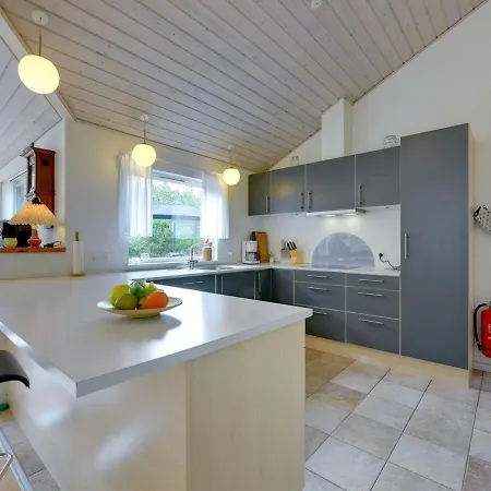 Holiday Tjelluf - 1km From The Sea In Western Jutland By Interhome Semesterbostad Molby